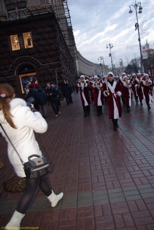 Парад Дідів Морозів  25 грудня 2010  у Києві.