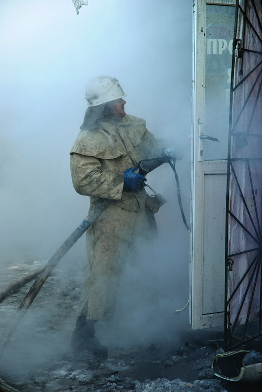Пожар на привокзальном рынке города Красноармейска