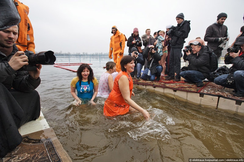 Как купались на Крещение в Киеве