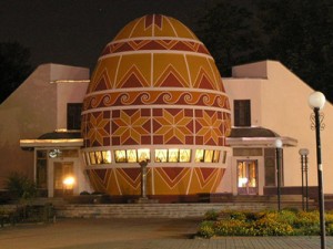 30 апреля - 1 мая в Коломые пройдет открытый областной фестиваль "Писанка 2011".