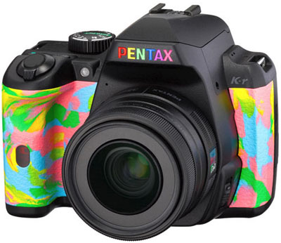 Pentax борется с серостью, раскрашивая свои камеры во все цвета радуги