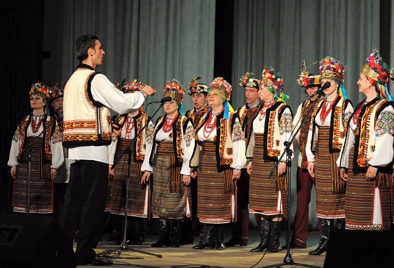 Национальный академический гуцульский ансамбль песни и танца «Гуцулия»