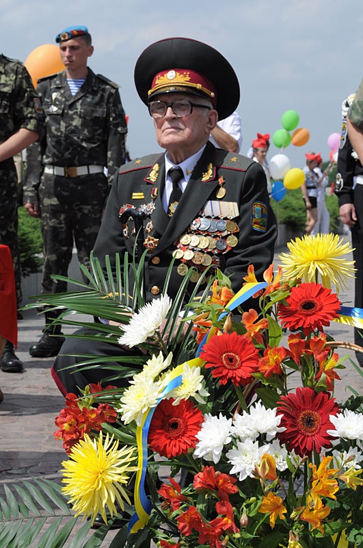 Праздничный парад ко Дню Победы. Красноармейск