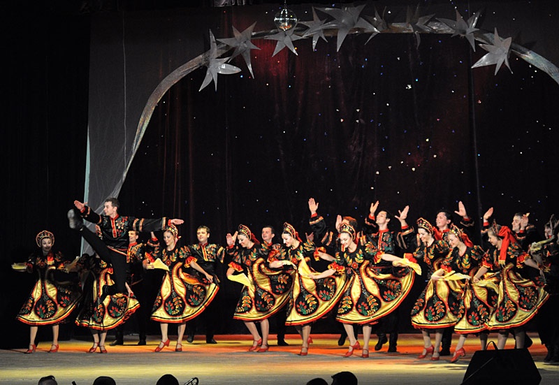 Заслуженный Академический ансамбль песни и танца Украины «Донбасс»