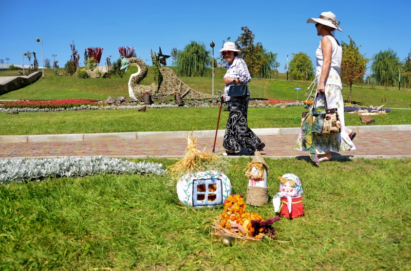 Композиции из цветов Донецк